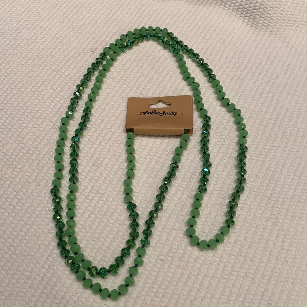 NWT green crystal bead long necklace
